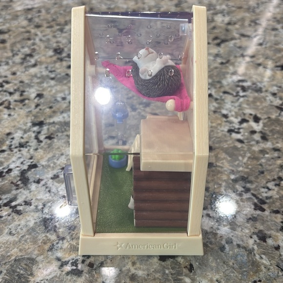 American Girl Hedgehog House Playset with Accessories - Picture 3 of 9